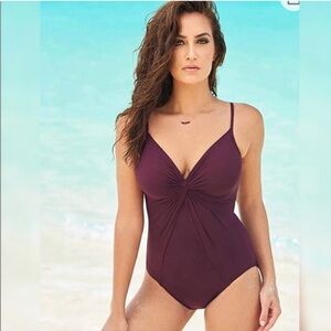 NEW Miraclesuit front twist underwire slimming swimsuit